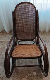 Sedia a dondolo dei primi del ‘900