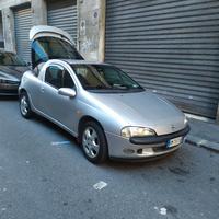 Opel tigra 2000
