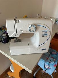 Macchina cucire shark euro pro x