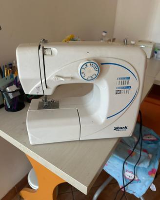 Macchina cucire shark euro pro x