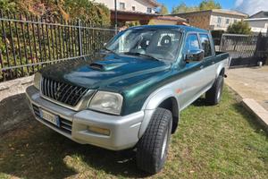 Mitsubishi. l200