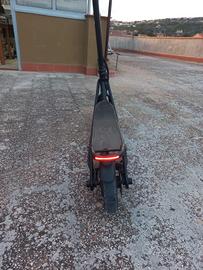 Monopattino elettrico Nilox
