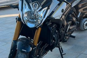 Yamaha FZ8