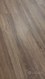 pavimenti e rivestimento in spc 