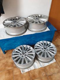 Cerchi in lega 17 pollici
