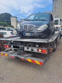 Lancia ypsilon 2011