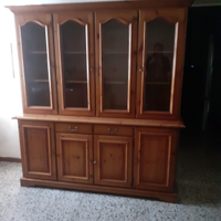 Mobile antico di legno