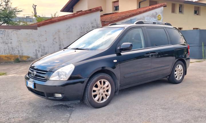 KIA Carnival 7 posti