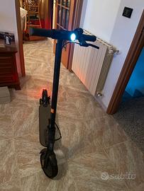 Monopattino Xiaomi M365 essential