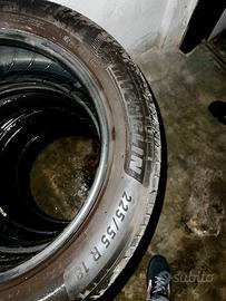 4 gomme 225 55 18 Michelin estive