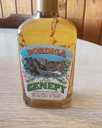 Liquore al ginepro antico