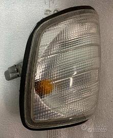 Freccia anteriore sx originale Mercedes 200 CE 92