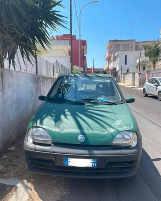 FIAT 600, anno 2001