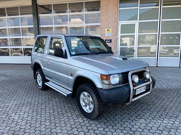 MITSUBISHI Pajero ('82-'00) - 1997