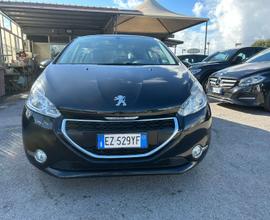 Peugeot 208 1.4 gpl allure