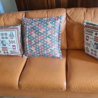 Divano 3 posti in pelle e due coordinato tre e due