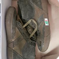 Scarpe ginniche esercito