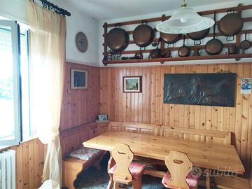 V002613 Osimo via ungheria