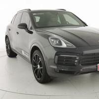 PORSCHE Cayenne 3.0 V6
