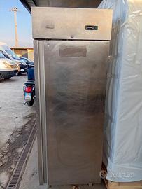 ARMADIO FRIGO IN ACCIAIO