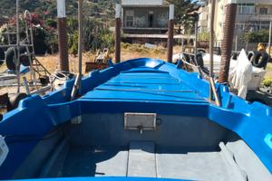 Gozzo da pesca in vetroresina