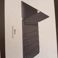 smart keyboard iPad 7 th generation