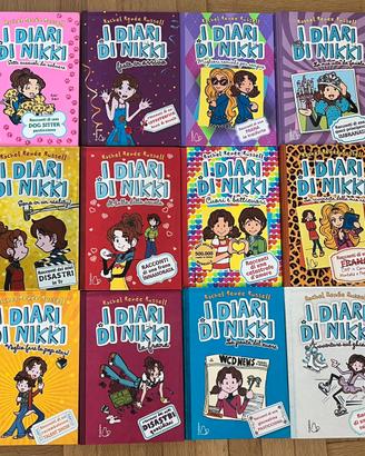 12 Libri “I diari di Nikki, Rachel Renée Russell