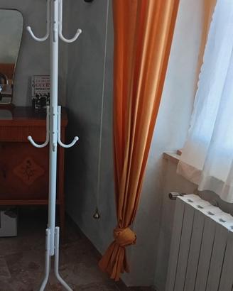 Attaccapanni verticale in metallo