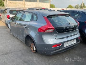Posteriore Volvo V40 dal 2012 al 2019