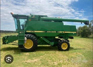 Mietitrebbia John deere CTS/E