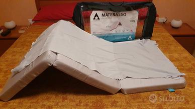 Materasso pieghevole per lettino da campeggio