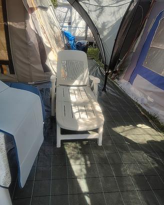 lettino giardino mare in resina con ruote e schie