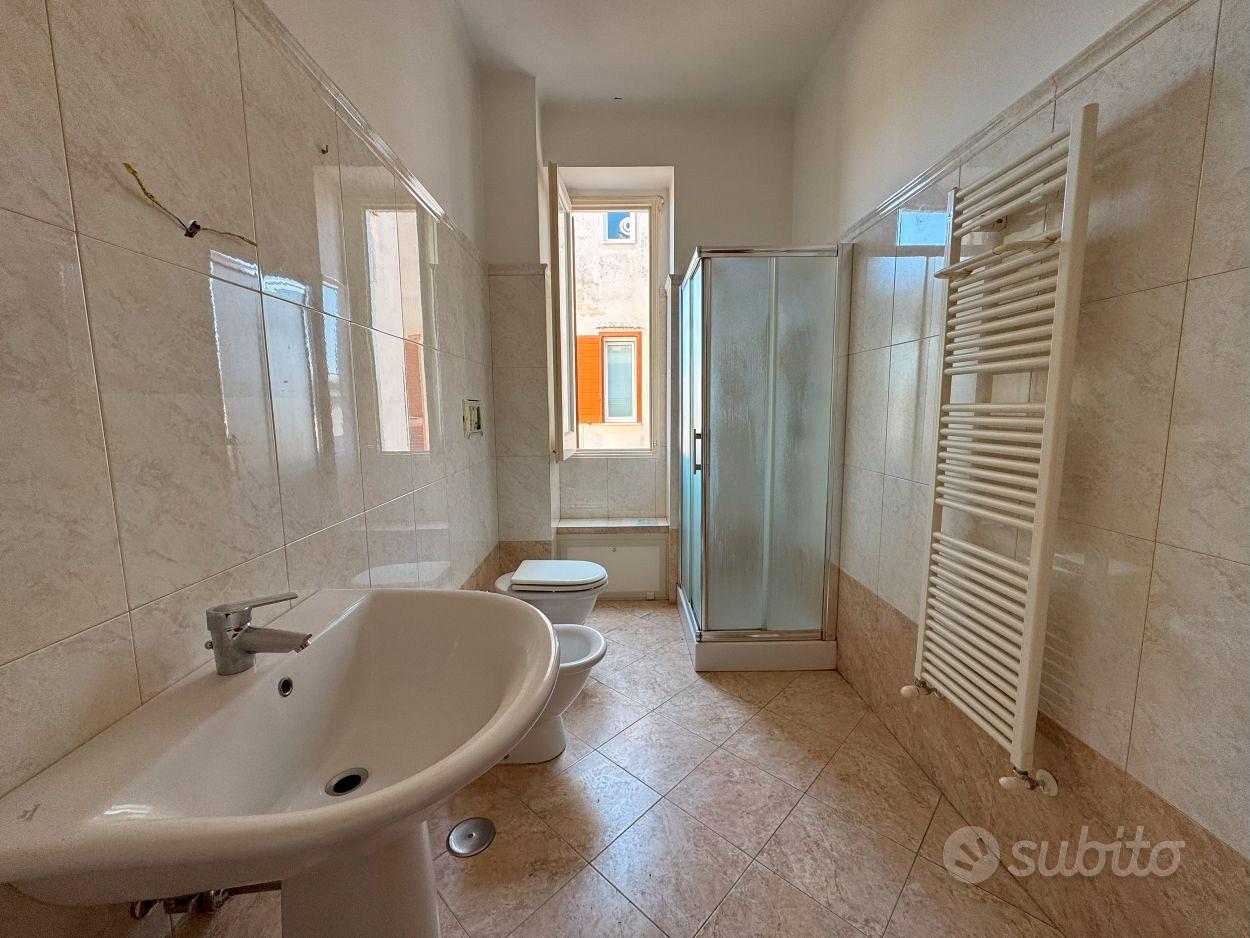 Ampio appartamento con veranda e soffitta in Ruvo - Vista 6