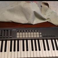 Novation Launchkey 61 mk1