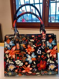 Borsa lucida con tracolla Marina Galanti