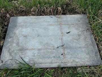 lastra in marmo direi antico 117 per 77.