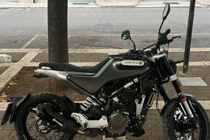 Husqvarna svartpilen