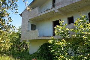 Rustico immerso nel verde