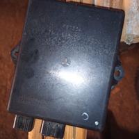 Yamaha r6 2000. Centralina  e altri ricambi