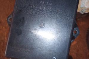 Yamaha r6 2000. Centralina  e altri ricambi