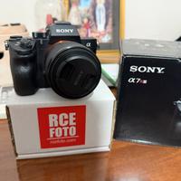 Sony a7rIII +sony 50mm fe 1.8 + flash godox tt350