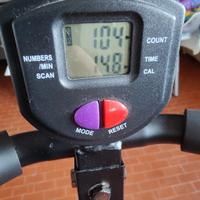 Attrezzo palestra (Gambe-braccia-addominali)