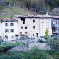 Due immobili residenziali ad Arsiero (VI)