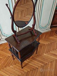 Specchio da tavolo e tavolino vintage 
