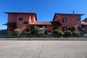 VILLA SINGOLA A SAN MAURIZIO CANAVESE