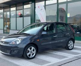 Ford Fiesta 1.2 16V 5p. Neopatentati
