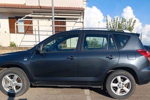 Rav 4 Toyota D•4D