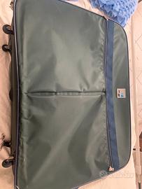 Due valigie usate pochissimo.