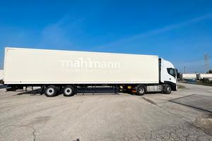 Semirimorchio furgonato Spier anno 2006