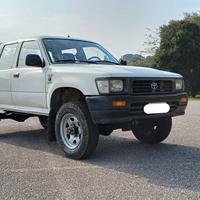 TOYOTA HILUX LN 105 4WD 